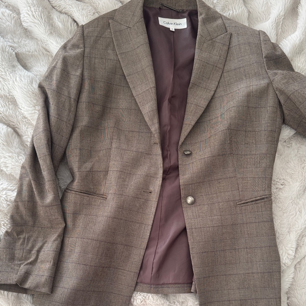 Calvin Klein Woman’s Blazer in Brown Check